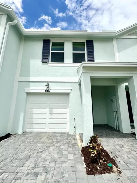 561 Salisbury, Fort Pierce, FL 34982