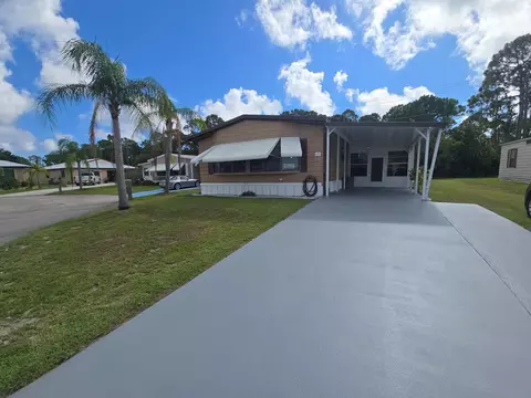 45 Grande Camino Way, Fort Pierce, FL 34951