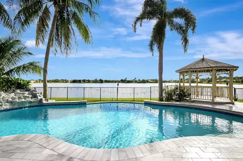 1420 Stonehaven Estates Dr, West Palm Beach, FL 33411