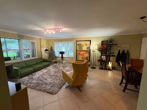 140 NE 19 Ct E #112-E, Wilton Manors, FL 33305