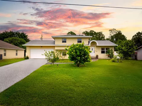 517 NW Floresta Dr, Port Saint Lucie, FL 34983