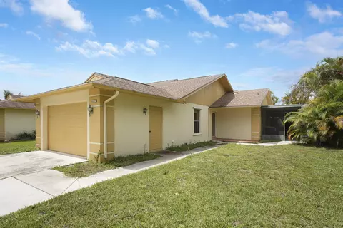 4604 SE Geneva Dr, Stuart, FL 34997