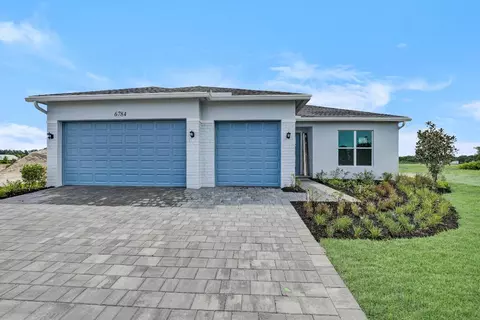 6784 68th Sq, Vero Beach, FL 32967