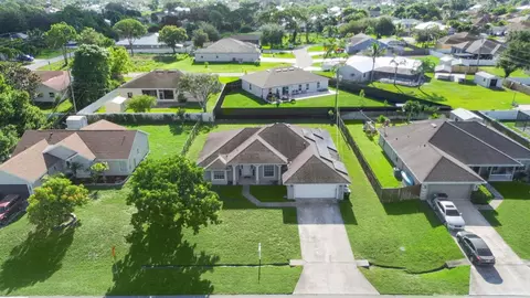 4417 SW Idlewild St, Port Saint Lucie, FL 34953