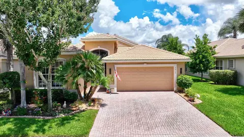7419 Twin Falls Dr, Boynton Beach, FL 33437