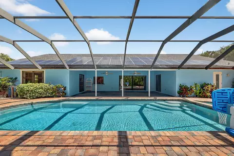 2122 SW Cadiz Ave, Port Saint Lucie, FL 34953