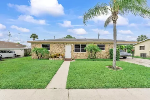 621 W 35th St, Riviera Beach, FL 33404