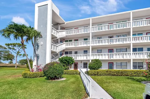 1020 Ellesmere B #1020, Deerfield Beach, FL 33442