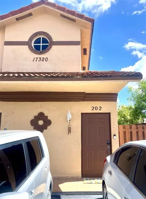 17320 NW 74th #202, Hialeah, FL 33015