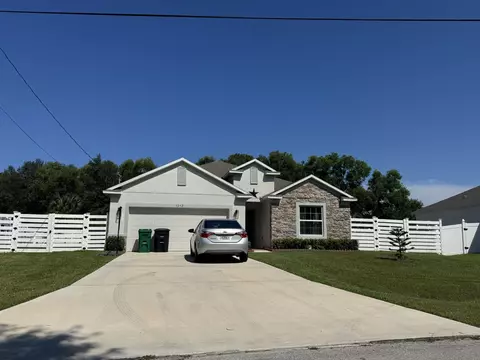 5252 NW East Piper Cir, Port Saint Lucie, FL 34986