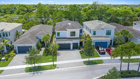 13498 Artisan, Palm Beach Gardens, FL 33418