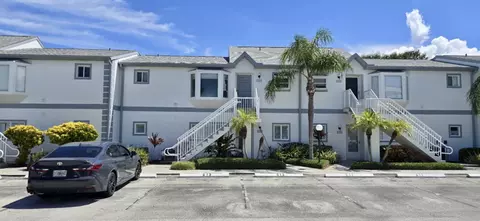 615 Ocean Park Ln # V240, Cape Canaveral, FL 32920
