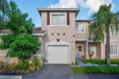 819 NW 42 Pl #819, Pompano Beach, FL 33064