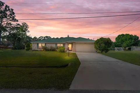 5940 NW Brenda Cir, Port Saint Lucie, FL 34986
