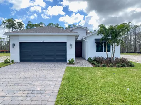 6900 SE Park Trace Ct, Stuart, FL 34997