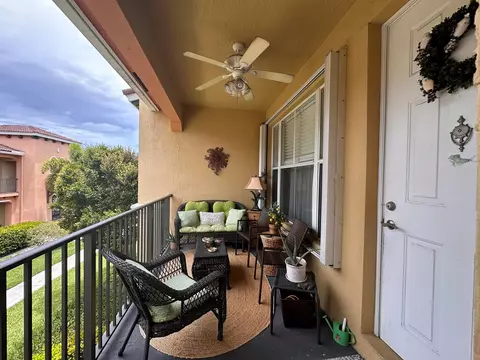 3545 Forest Hill Blvd #12, Palm Springs, FL 33406