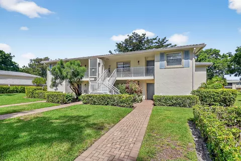 34 Westgate Ln #B, Boynton Beach, FL 33436