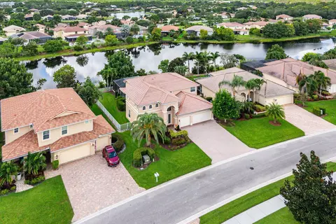 1414 SE Summit Trl, Stuart, FL 34997