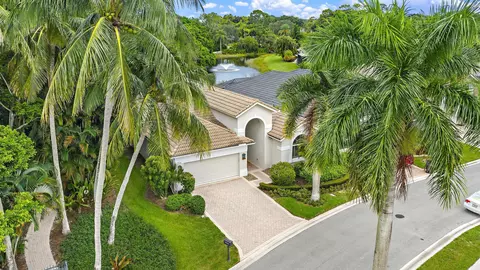 9036 Sand Pine Ln, West Palm Beach, FL 33412
