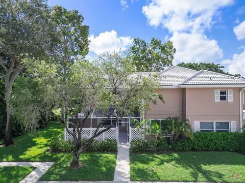 3133 Kingston Ct, West Palm Beach, FL 33409