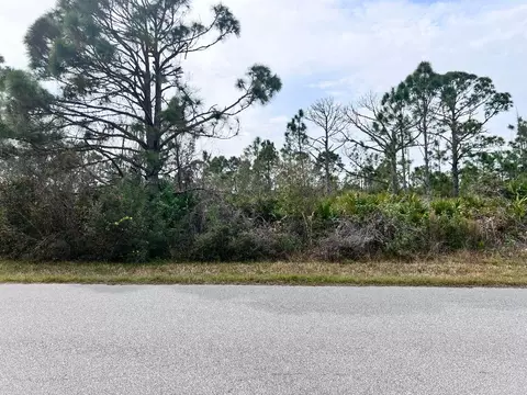 2135 Meetze St, Port Charlotte, FL 33953