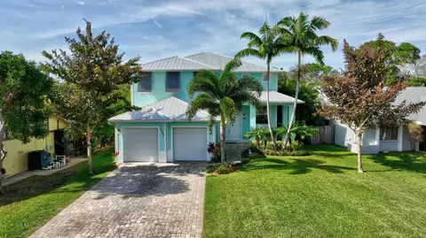 1468 SW Peninsula Ln, Palm City, FL 34990