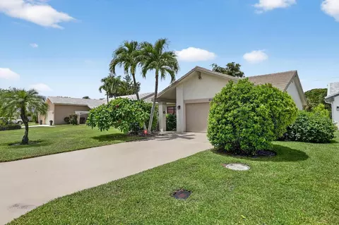 6043 Petaluma, Boca Raton, FL 33433