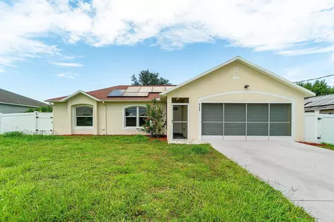 4398 SW Verink St, Port Saint Lucie, FL 34953