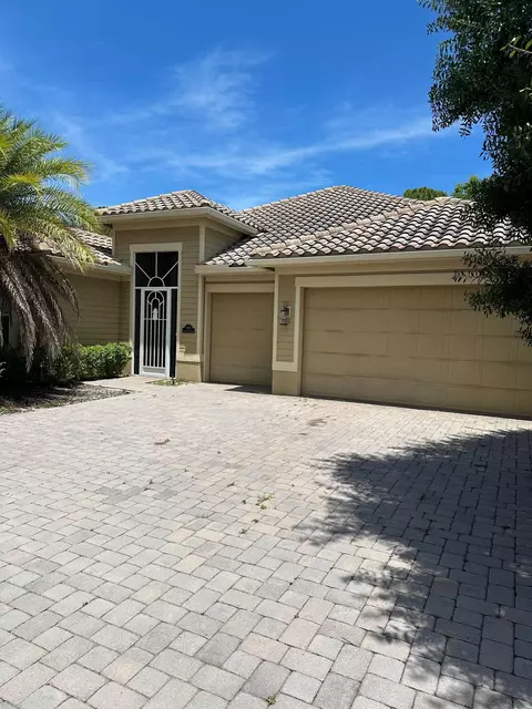 7679 Fieldstone Ranch Sq, Vero Beach, FL 32967