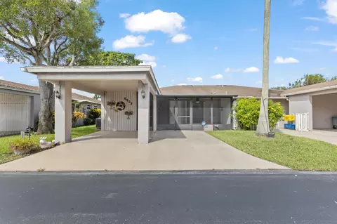 6729 Moonlit Dr, Delray Beach, FL 33446