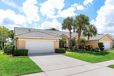 8942 Brittany Lakes Dr, Boynton Beach, FL 33472