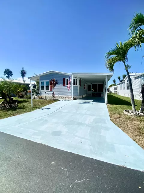 469 Hemingway Ter, Fort Pierce, FL 34982