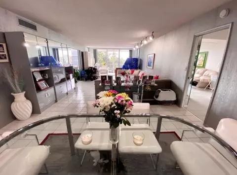 4020 W Palm Aire Dr #410, Pompano Beach, FL 33069