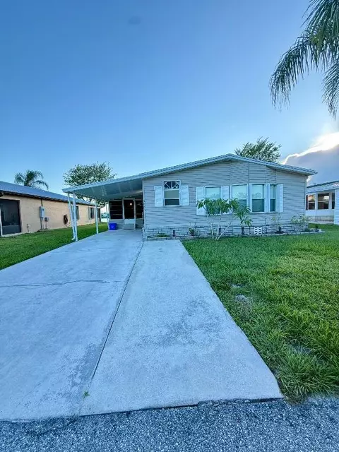6563 Yedra Ave, Fort Pierce, FL 34951