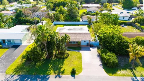 439 Forest Estate Dr, West Palm Beach, FL 33415