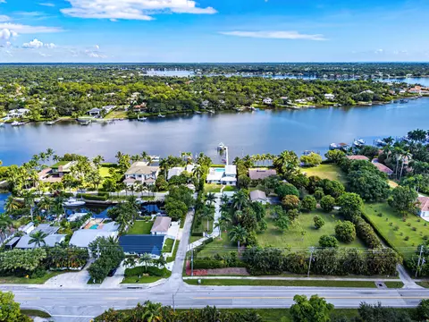 View/Area - 5447 Center St, Jupiter, FL 33458 photo 9 of 13
