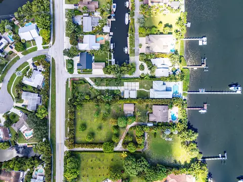 View/Area - 5447 Center St, Jupiter, FL 33458 photo 12 of 13