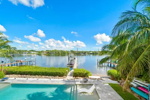View/Area - 5447 Center St, Jupiter, FL 33458 photo 4 of 13