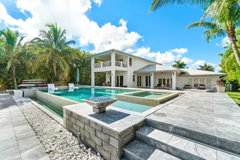 Exterior - 5447 Center St, Jupiter, FL 33458 photo 9 of 9