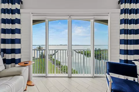 4 E Harbour Isle Ph Dr #PH06, Fort Pierce, FL 34949