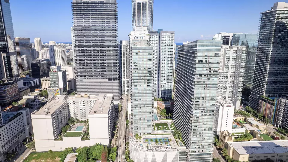 View/Area - 1111 SW 1st Ave #2420-N, Miami, FL 33130 photo 2 of 5