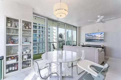 Dining - 1111 SW 1st Ave #2420-N, Miami, FL 33130 photo 1 of 4
