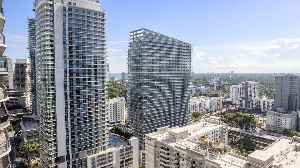 View/Area - 1111 SW 1st Ave #2420-N, Miami, FL 33130 photo 5 of 5