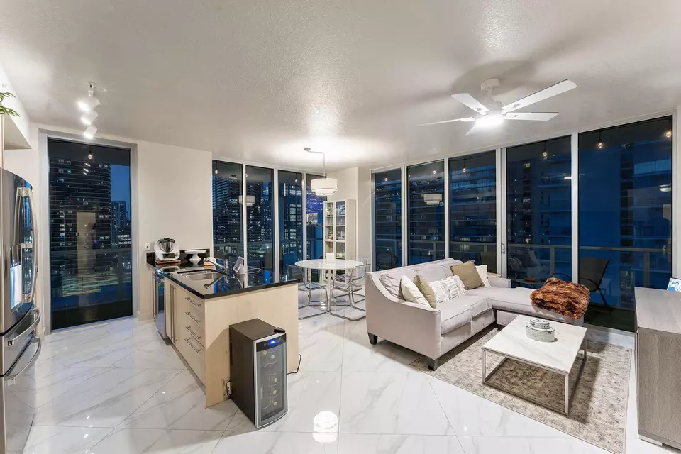 Living - 1111 SW 1st Ave #2420-N, Miami, FL 33130 photo 3 of 3