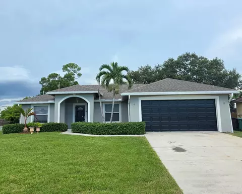 3008 SW Circle St, Port Saint Lucie, FL 34953