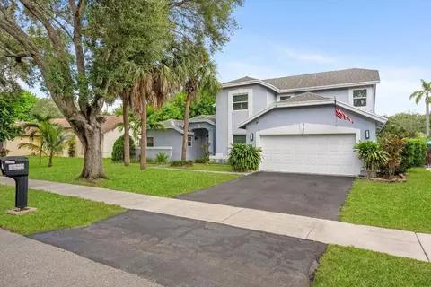 5185 NW 52nd St, Coconut Creek, FL 33073