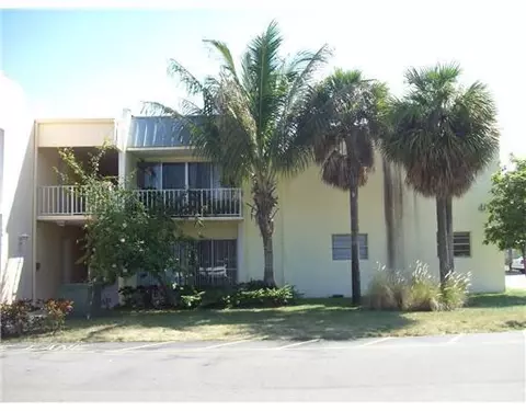 409 Executive Center Drive Dr, West Palm Beach, FL 33401