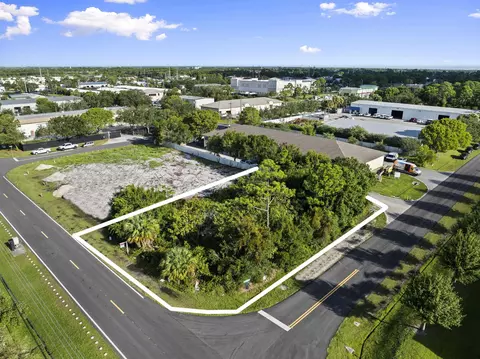 2049 SW Hayworth, Port St Lucie, FL 34953