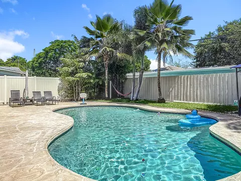 2601 NE 18th St, Pompano Beach, FL 33062