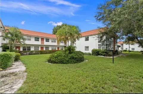2600 SE Ocean Blvd #B7, Stuart, FL 34996